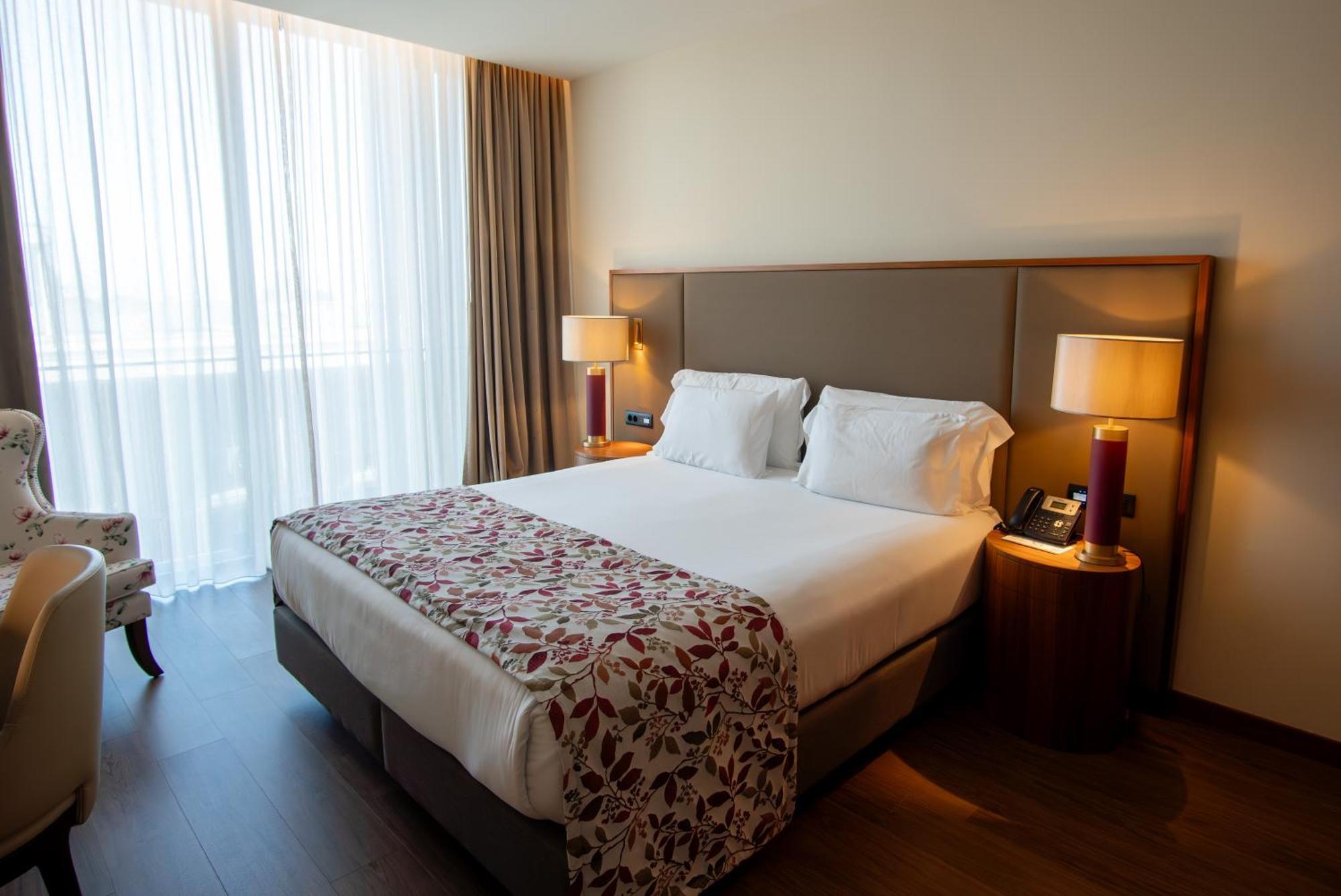 Boeira Garden Hotel Porto Gaia, Curio Collection By Hilton Vila Nova de Gaia Esterno foto
